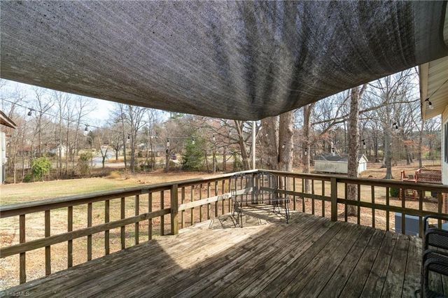 123 Rocky Knoll Circle, Greensboro, NC 27406