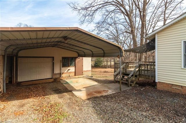 123 Rocky Knoll Circle, Greensboro, NC 27406