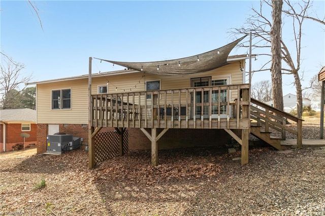 123 Rocky Knoll Circle, Greensboro, NC 27406