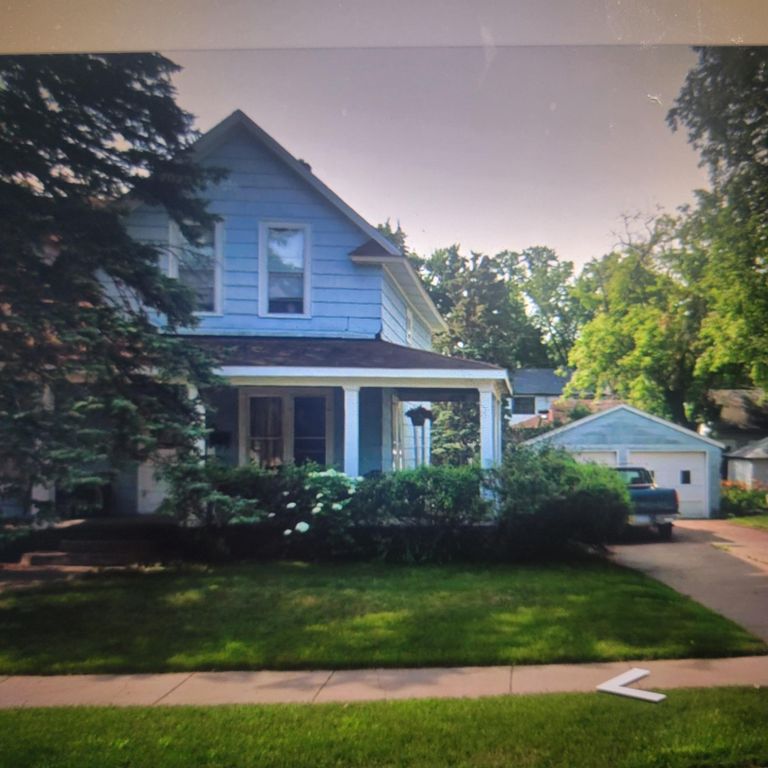 2248 4th Street, White Bear Lake, MN 55110