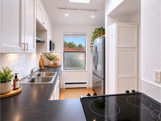3135 Bell Dr, Boulder, CO 80301