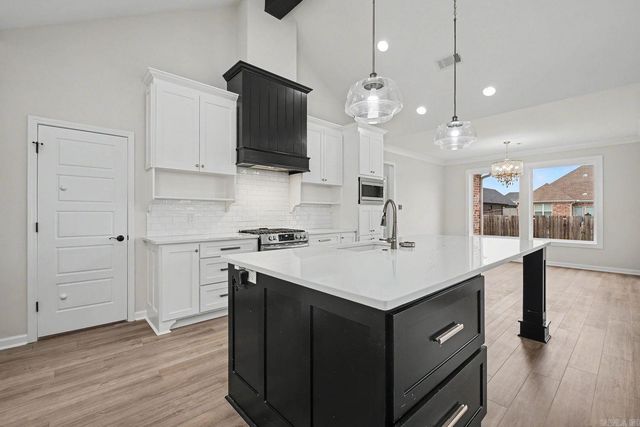 7222 Havenwood Drive, Benton, AR 72019