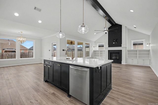 7222 Havenwood Drive, Benton, AR 72019