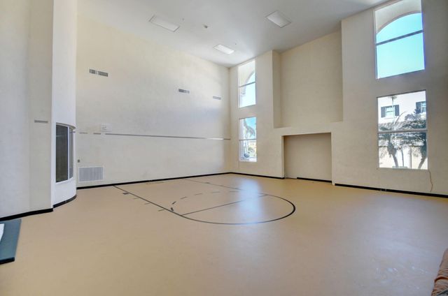 1 Renaissance Way 116, Boynton Beach, FL 33426