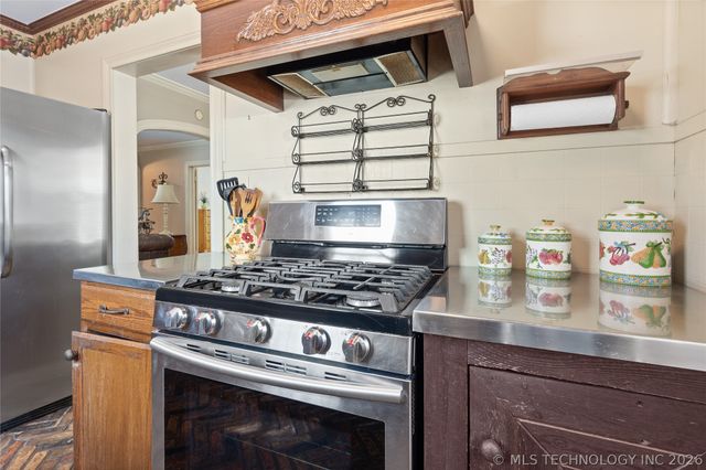 408 NW 11th Street, Ardmore, OK 73401