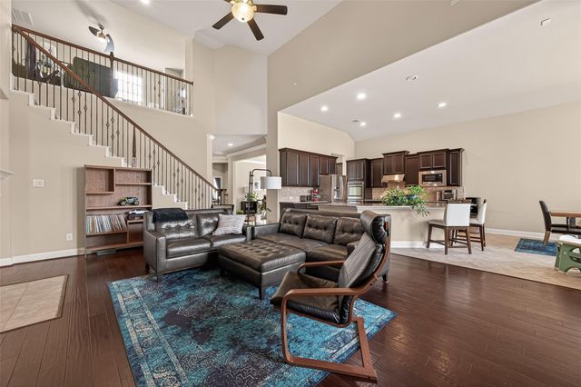 1904 Laguna Ridge Lane, Pearland, TX 77089