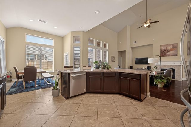 1904 Laguna Ridge Lane, Pearland, TX 77089