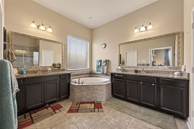 1904 Laguna Ridge Lane, Pearland, TX 77089
