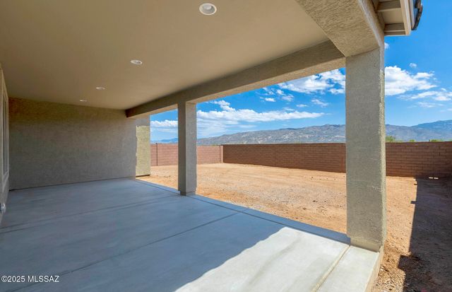 8389 S Coral Root Drive, Tucson, AZ 85747