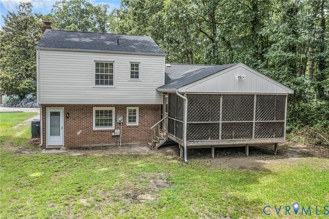 2001 Saline Dr, Richmond, VA 23224