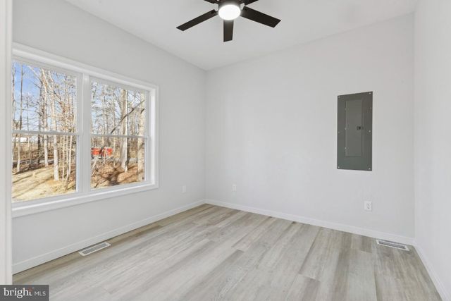 11604 BURTON CT, Bumpass, VA 23024