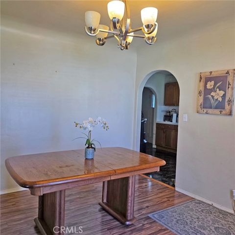 2195 Maine Ave, Long Beach, CA 90806