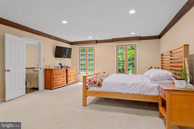 644 ROBINSON LN, Haverford, PA 19041