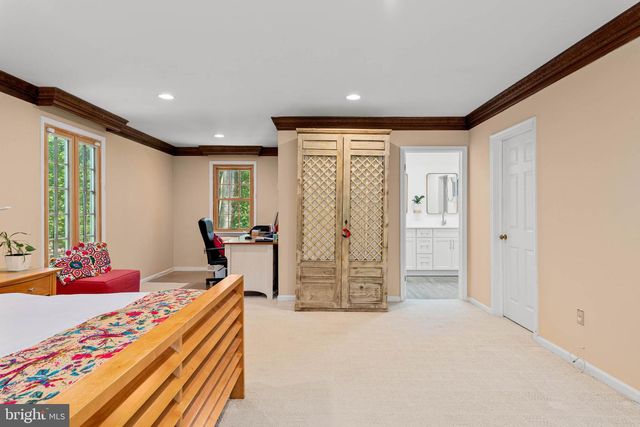 644 ROBINSON LN, Haverford, PA 19041
