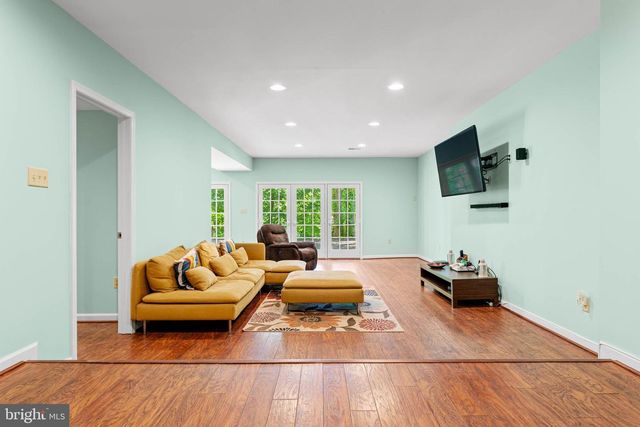 644 ROBINSON LN, Haverford, PA 19041