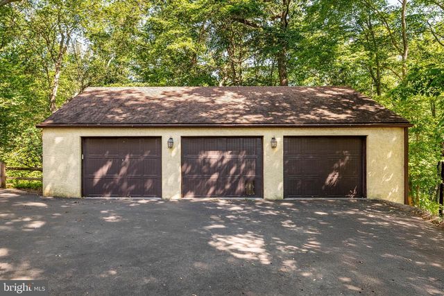 644 ROBINSON LN, Haverford, PA 19041