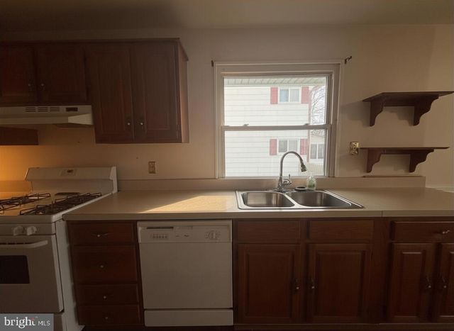303 MACKINTOSH DR, Glen Burnie, MD 21061