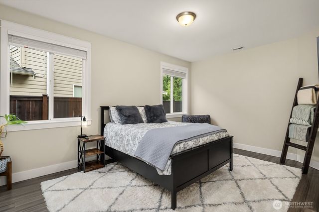 21298 SE 25th Street, Sammamish, WA 98075