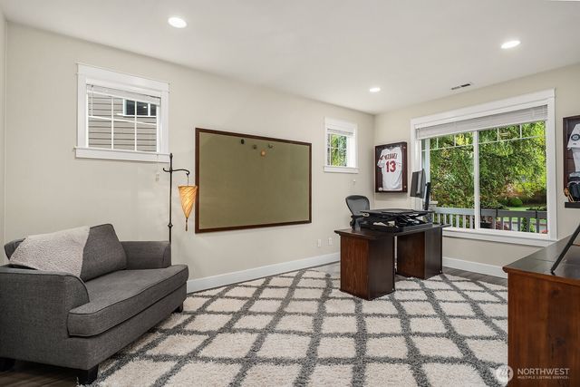 21298 SE 25th Street, Sammamish, WA 98075