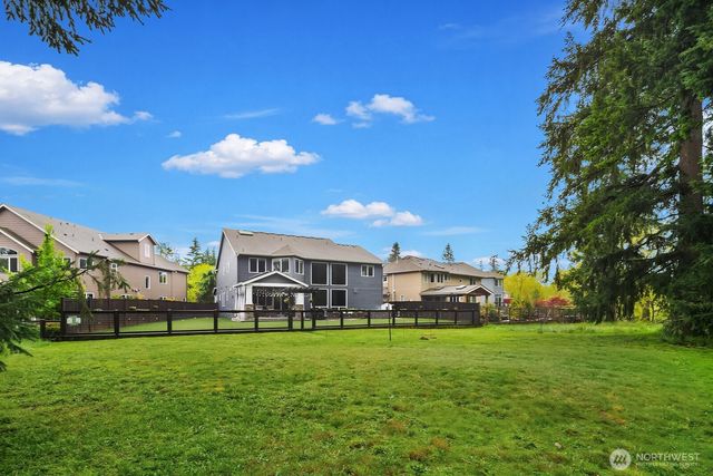 21298 SE 25th Street, Sammamish, WA 98075