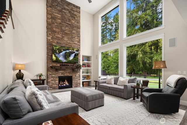 21298 SE 25th Street, Sammamish, WA 98075