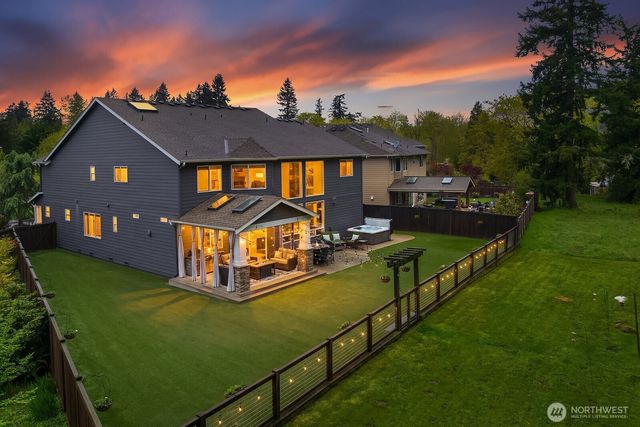 21298 SE 25th Street, Sammamish, WA 98075