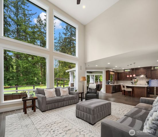 21298 SE 25th Street, Sammamish, WA 98075