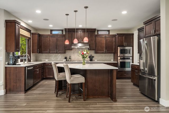 21298 SE 25th Street, Sammamish, WA 98075
