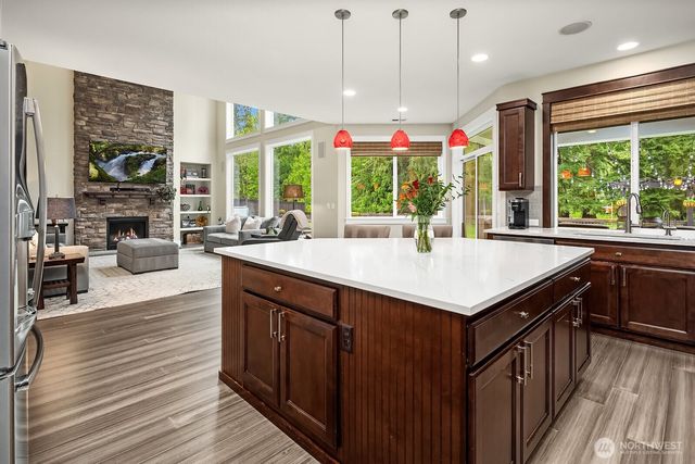 21298 SE 25th Street, Sammamish, WA 98075