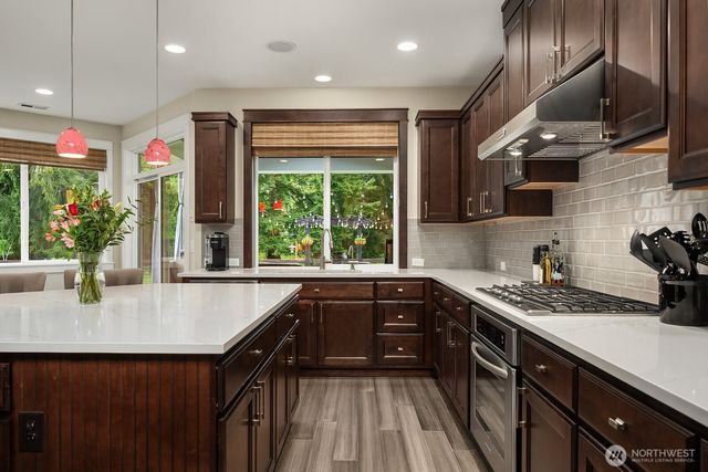 21298 SE 25th Street, Sammamish, WA 98075