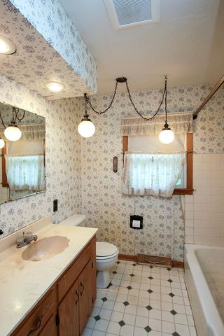 555 N High Drive NE, Hutchinson, MN 55350