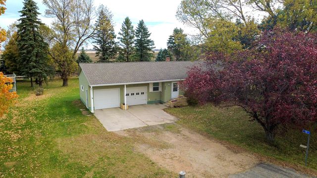 555 N High Drive NE, Hutchinson, MN 55350