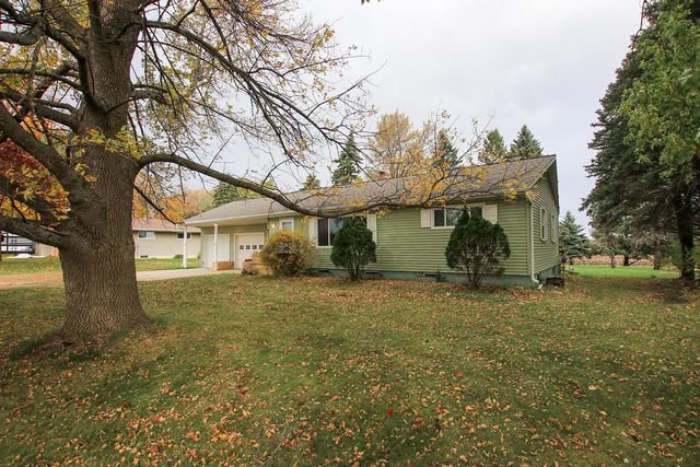 555 N High Drive NE, Hutchinson, MN 55350