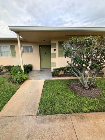 5443 Cresthaven Boulevard F, West Palm Beach, FL 33415