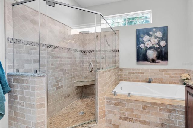 9209 WOODBAY DRIVE, Tampa, FL 33626