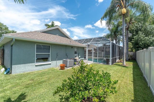 9209 WOODBAY DRIVE, Tampa, FL 33626