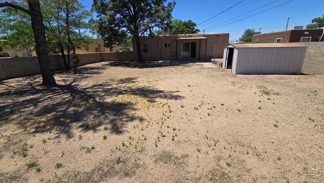 508 Arizona Street SE, Albuquerque, NM 87108