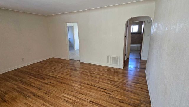 508 Arizona Street SE, Albuquerque, NM 87108