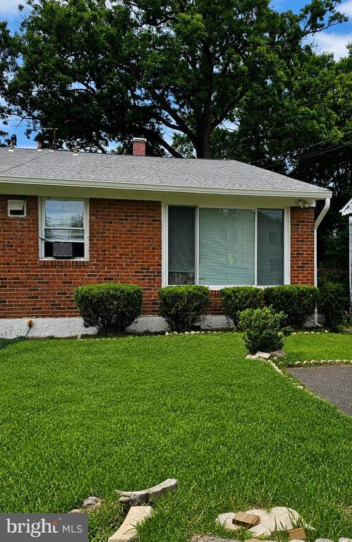 6312 SEAT PLEASANT DR, Capitol Heights, MD 20743