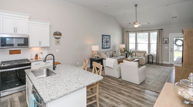 1128 Cobbler Lane, Boiling Springs, SC 29316