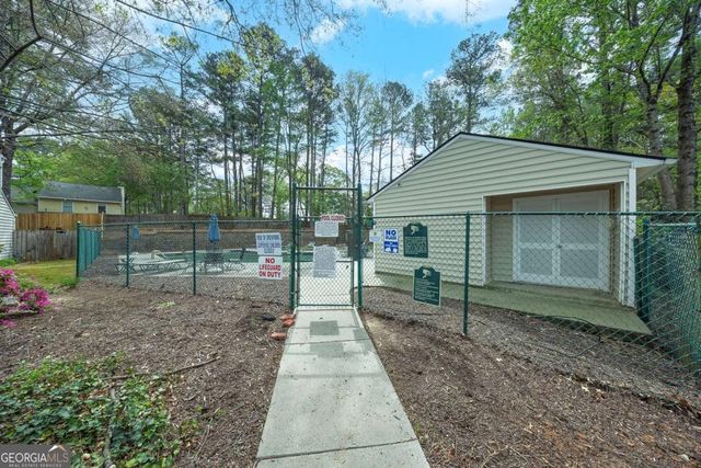 635 Anderson Walk, Marietta, GA 30062