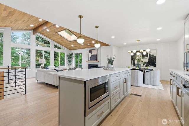 9110 122nd Place SE, Newcastle, WA 98056