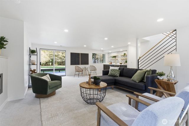 9110 122nd Place SE, Newcastle, WA 98056