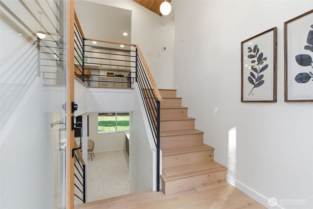 9110 122nd Place SE, Newcastle, WA 98056