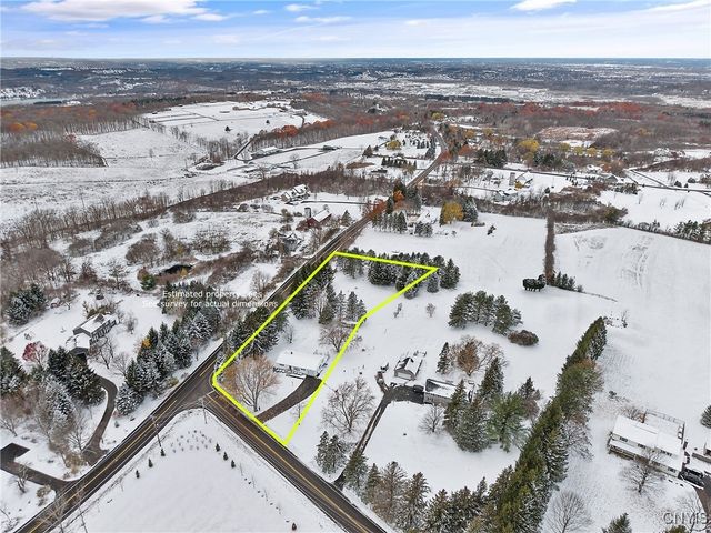 7167 Broadfield Road, Pompey, NY 13078