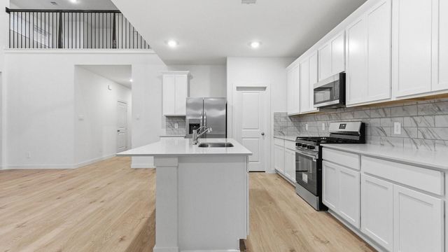 3922 Langridge Drive, Fulshear, TX 77441