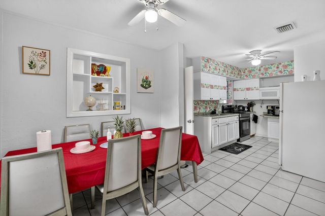 1525 NW 14th Ct, Fort Lauderdale, FL 33311