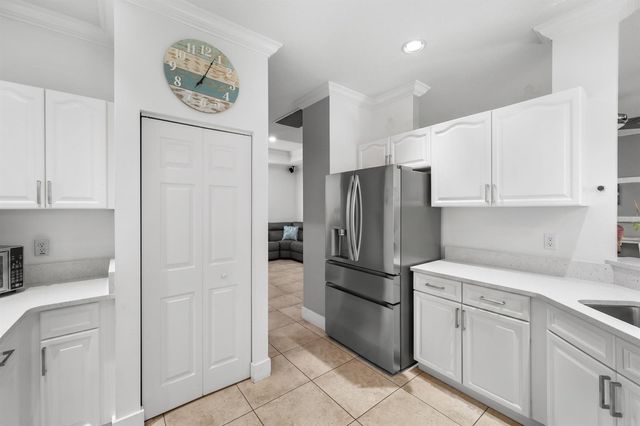 6481 SE Clairmont Place, Hobe Sound, FL 33455