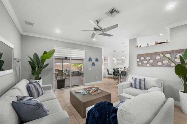 6481 SE Clairmont Place, Hobe Sound, FL 33455