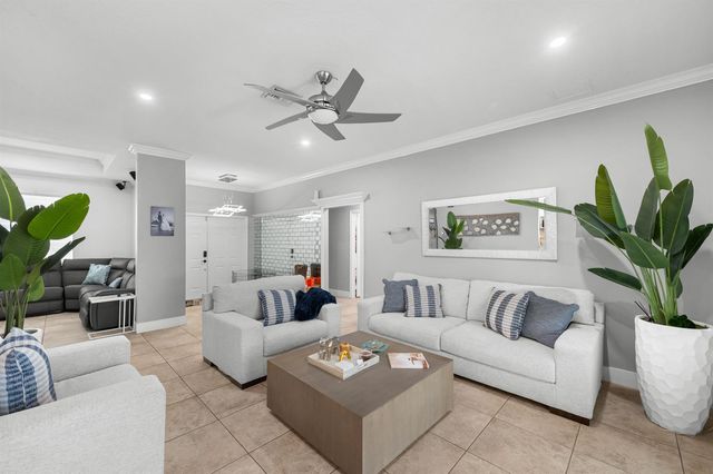 6481 SE Clairmont Place, Hobe Sound, FL 33455